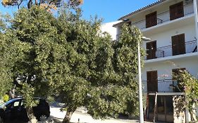 Apartments With A Parking Space Brela, Makarska - 20007